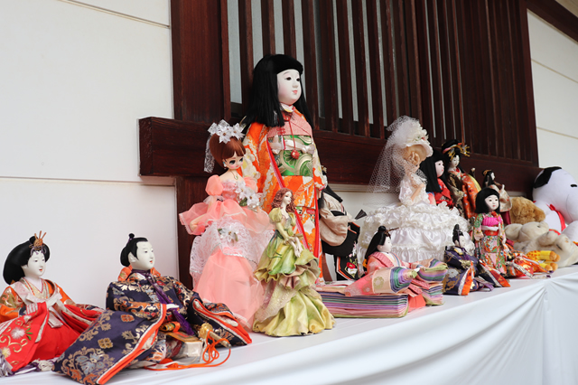 人形感謝祭